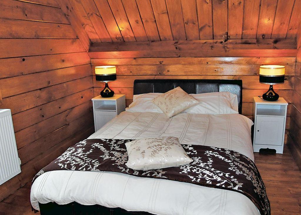 Redbrick Lodges Clipstone Екстер'єр фото